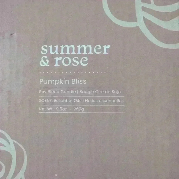 NEW Summer & Rose Pumpkin Bliss Soy Candle ~ 9.05oz ~ 🎃 - Picture 3 of 8
